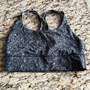 Lululemon sports bra. Size 6